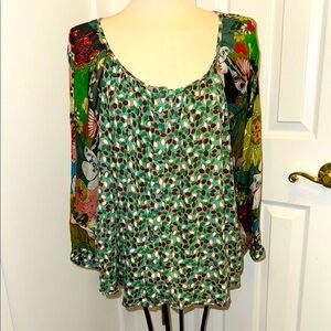 Ivy Jane size large Floral Green Women's Top boho